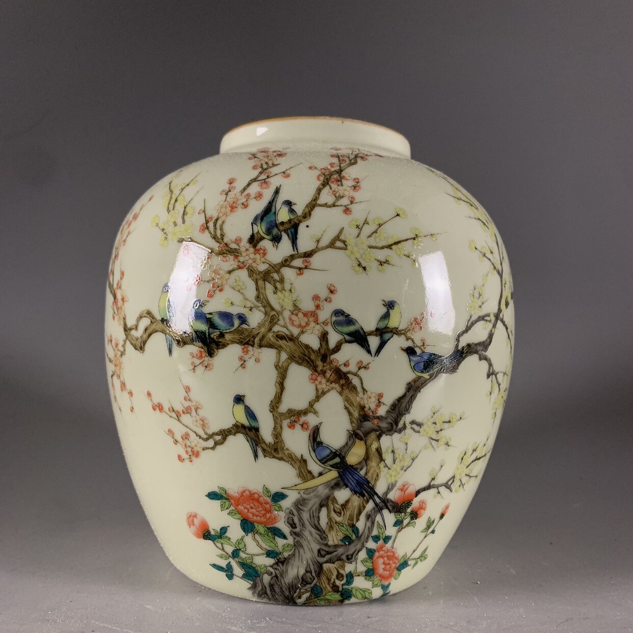 宋磁州窑白釉雕刻凤鸟纹金钟瓶：穿越千年的艺术之美-仿古瓷器-淘宝好物网