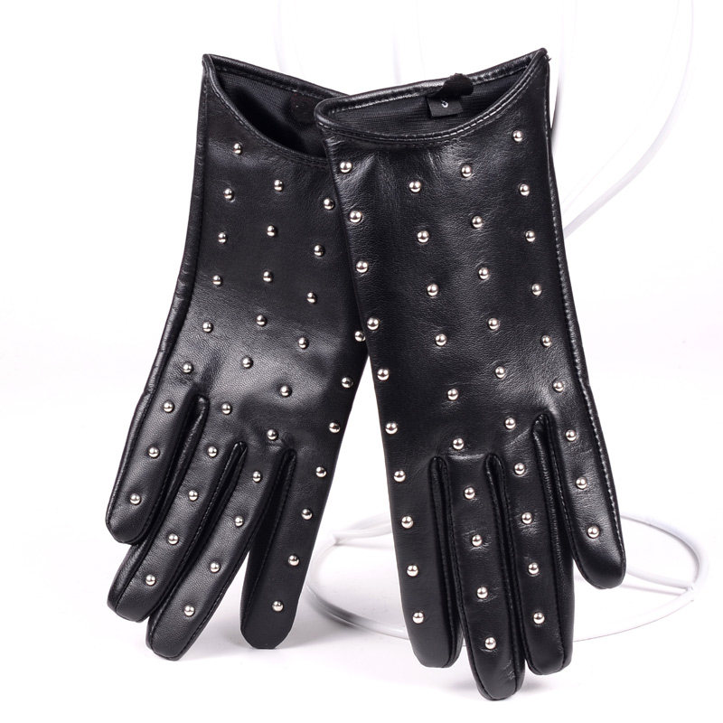 Gloves Female Autumn Winter Genuine Leather Slim Touch Mountain Goat Leather Gloves Short LOCOMOTIVE LEATHER GLOVES RIVET LEATHER GLOVES REPAIR HAND TOUCH