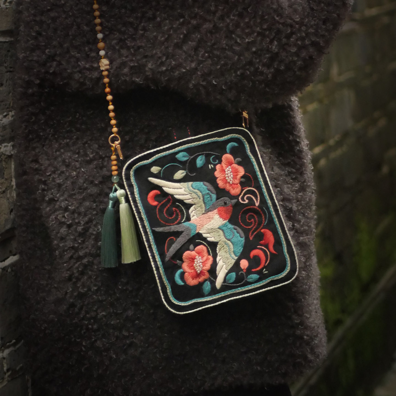 Flower-Themed Swallow Crossbody Storage Bag Embroidery DIY Handmade Material Kit Intangible Cultural Heritage Embroidery Bead Chain Original Gift for Best Friend