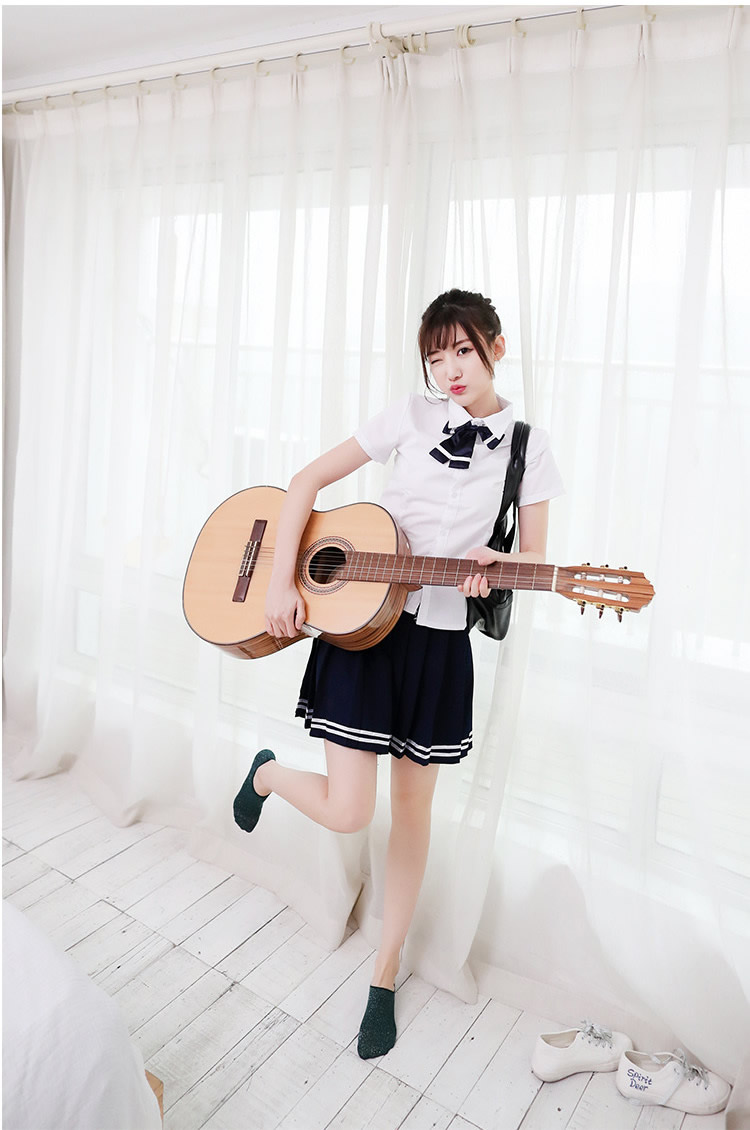 4 đôi tất mùa xuân và mùa hè bằng vàng và lụa lụa của phụ nữ vớ vô hình cotton chống trượt vớ ngắn thuyền Hàn Quốc phần mỏng lụa sáng hành bạc - Vớ vớ cao