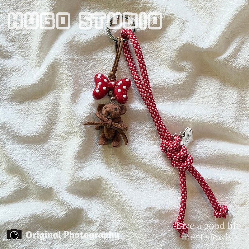 HUGO's adorable bear beaded phone charm, bag pendant, keychain, and phone strap (similar to those on Xiaohongshu).