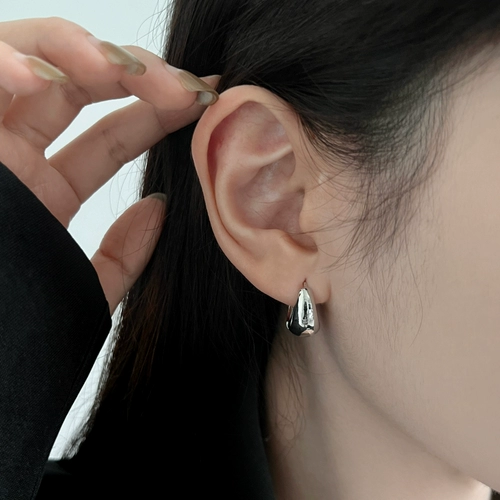 Модные демисезонные серьги, европейский стиль