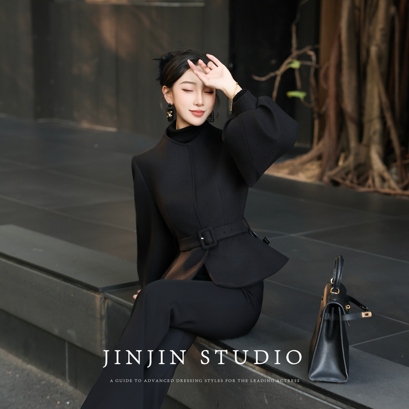 Md Original【Age-Defying Princess】2026 New Design Fashionable Warm Socialite Thickened Woolen Coat