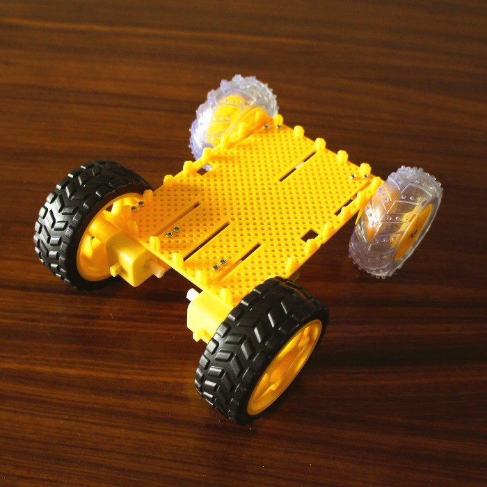 Remote control four-wheel 2 drive-in-line intelligent trolley chassis handmade diy toy Joy High and Accommodating Robots