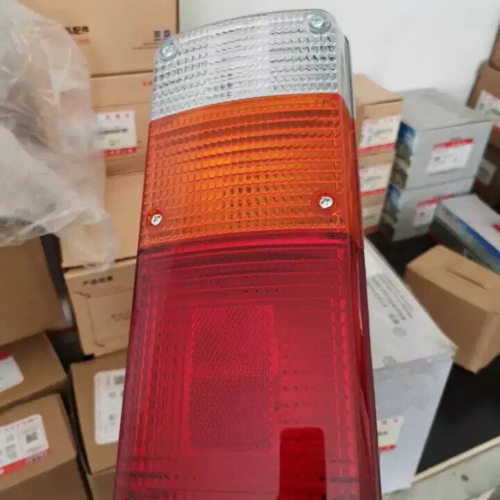 Stacker 24V rear combination light