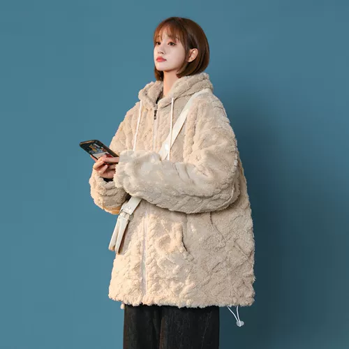 Бархат розового ягненка плюс бархатная куртка для женщин зимой в этом году, красивое мягкое и клейкое валотное хлопковое пальто в стиле молока