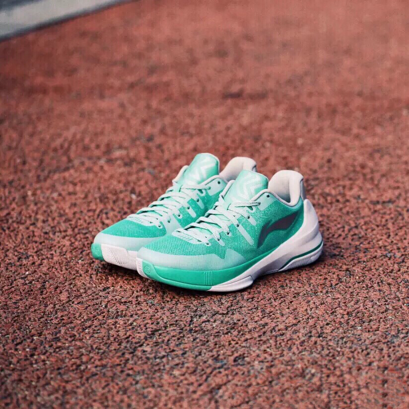 Li Ning nam flash 3 thế hệ thiên nga trắng bạc hà 3M đệm cao su phản quang thấp giúp giày bóng rổ ABAL053-1-3 giày thể thao đẹp