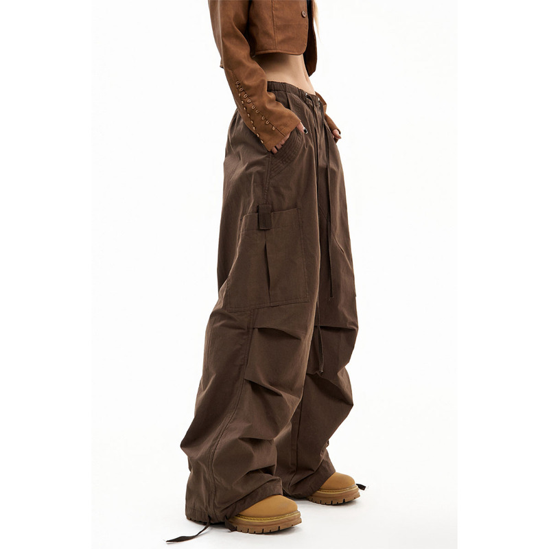 American Retro Functional Style Multi-Pocket Cargo Pants for Men and Women, Trendy Brand, Elastic Waist, Drawstring, Casual Loose Straight-Leg Trousers American Retro Functional Style Multi-Pocket Cargo Pants for Men and Women, Trendy Brand, Elastic Waist, Drawstring, Casual Loose Straight-Leg Trousers