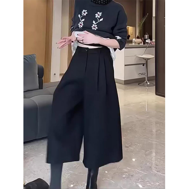 Black Cropped Suit Pants for Women, Spring New Style, High-Waisted, Slimming, Pleated Design, Stylish, Casual, Loose Wide-Leg Pants