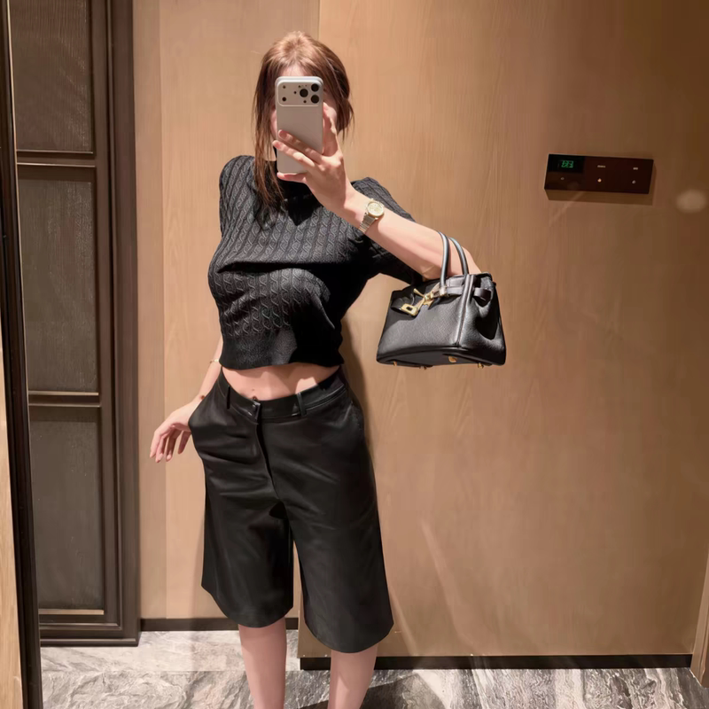Black Pu Leather Pants for Women, Five-Point Length, 2026 Autumn New Style, High-Waisted, Slimming, Fashionable, Simple, Elegant, Versatile Straight-Leg Pants