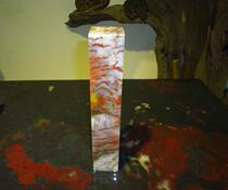 Guilin Chicken Blood Jade Floating Silk Chapter Material Chicken Blood Jade Jade Chapter Material Specifications: 4 3*4*24 1CM Weight 1110 grams