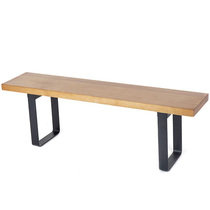 Table matching U-shaped bench special shot