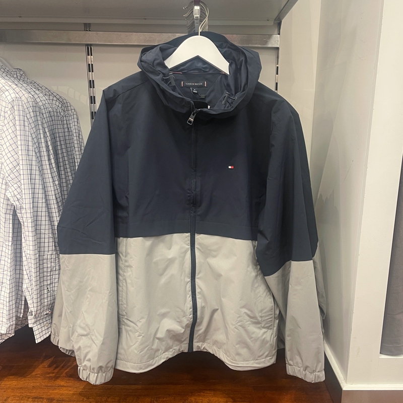 26 Spring New Tommy Hilfiger Men's Casual Color Block Fashion Windproof and Waterproof Hooded Jacket