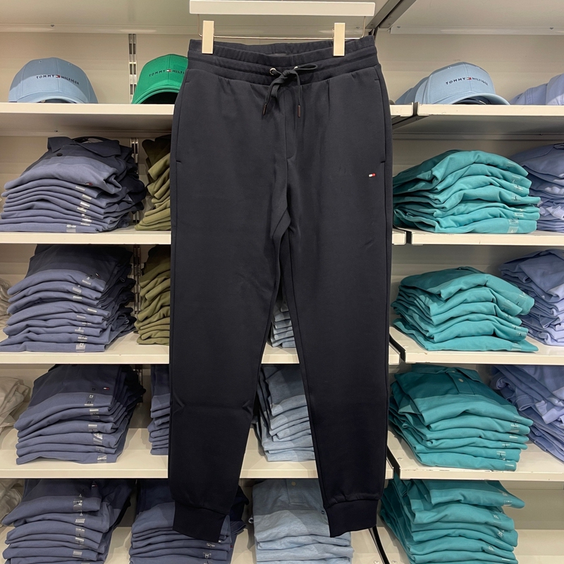 26 Autumn/Winter New Tommy Hilfiger Men's Casual Versatile Solid Color Embroidered Logo Jogger Sweatpants 26 Autumn/Winter New Tommy Hilfiger Men's Casual Versatile Solid Color Embroidered Logo Jogger Sweatpants