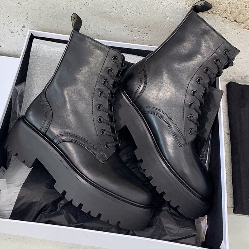 Yang Mi the same Martin boots, sponge cake, leather super-fire short boots, 2022 new thick-soled increase medium-tube rhubarb women's boots