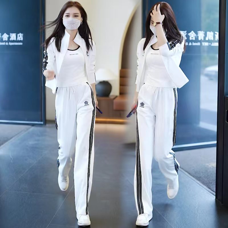 Super Stylish and Trendy Youthful Casual Sports Suit for Women, 2026 Spring New Style, Beautiful Sweatshirt and Wide-Leg Pants Two-Piece Set