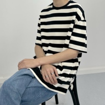 SC 22 Summer Korean striped short sleeve mens summer T-shirt loose 100 lap collar mid-sleeve body-shirt Korean version trendy