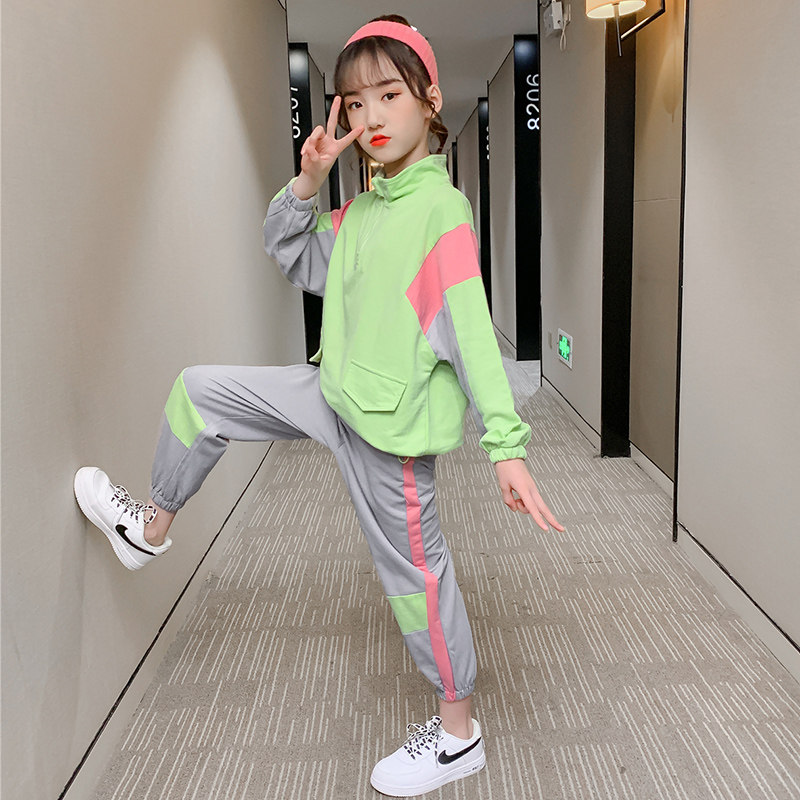 Girls' suit spring and autumn 2021 new middle and big children's Korean version loose little girl color matching leisure sports two-piece suit