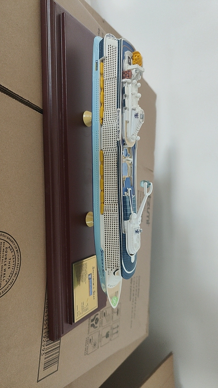 Promotional Price Cruise Ship Model Ocean Spectrum 27cm Long, Realistic Decoration Luxury Cruise Ship Toy Model Promotional Price Cruise Ship Model Ocean Spectrum 27cm Long, Realistic Decoration Luxury Cruise Ship Toy Model