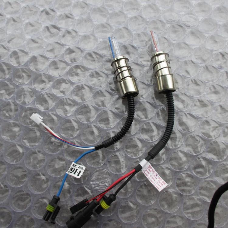 Đèn xe máy Xenon Bóng đèn xe máy Xenon H6 Bóng đèn góc độ sáng cao Độ sáng trắng đèn pha tròn xe máy