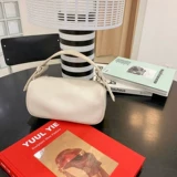 Южнокорейская сумка подмышку, минималистичный товар для отдыха, бретели, квадратная сумка на одно плечо, цветная подушка