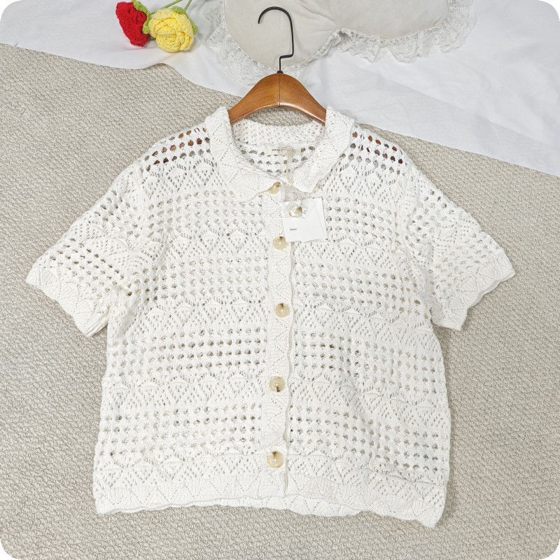 100% Cotton French Elegant and Gentle Style White Collared Short-Sleeve Hollow Knit Cardigan for Women, Single-Breasted Short Top