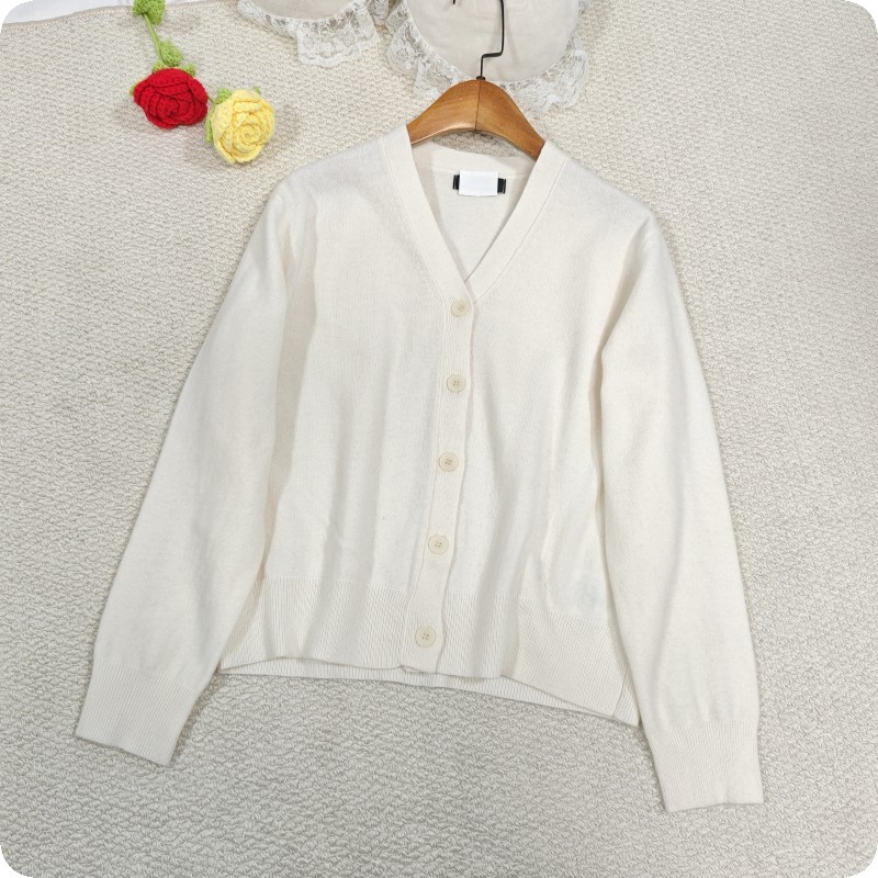 100% Cashmere Minimalist Style V-Neck Button Cardigan Winter Women's White Slim-Fit Knitwear Fashionable Versatile Sweater Coat