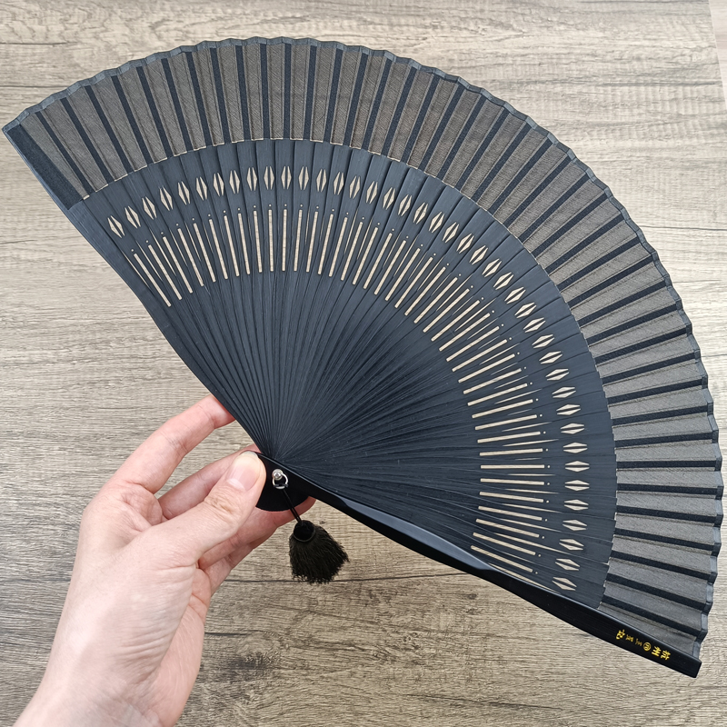 Clear Cabin Black Real Silk Fan China Wind Ancient Wind Portable Folding Fan Japan Style And Wind Matching Hanfu Qipao