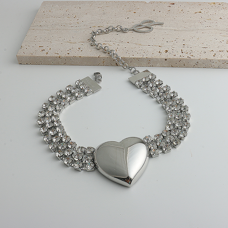 Exagerado Ropa De Calle Forma De Corazón Diamantes De Imitación Circón Aleación De Zinc Gargantilla Venta Al Por Mayor display picture 6