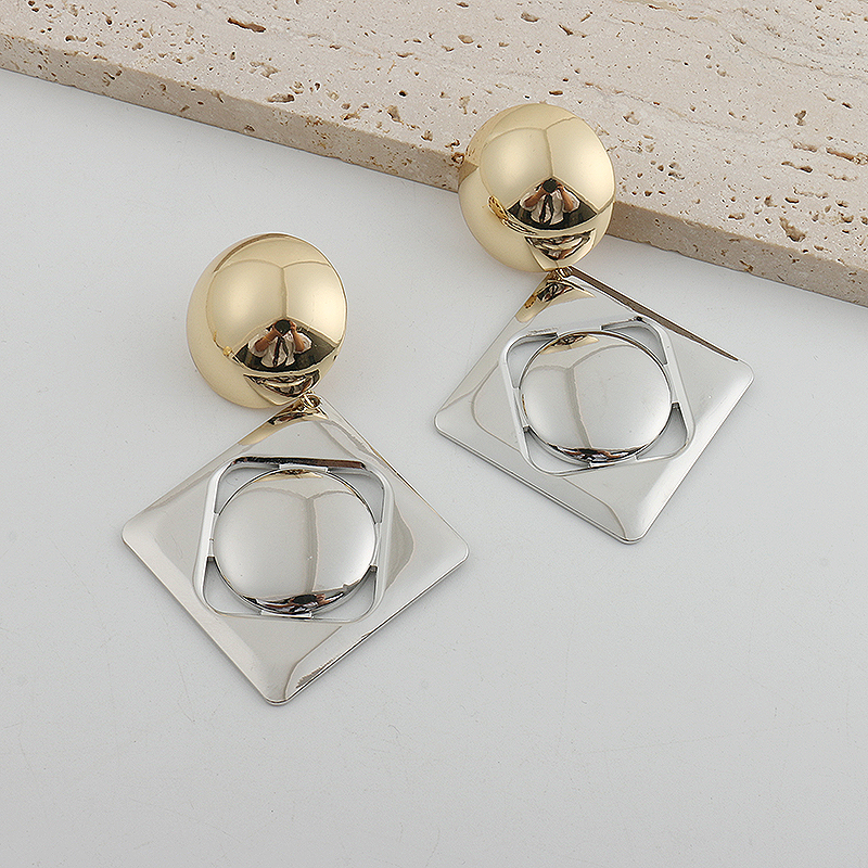 1 Par Elegante Rombo Aleación Pendientes De Gota display picture 4