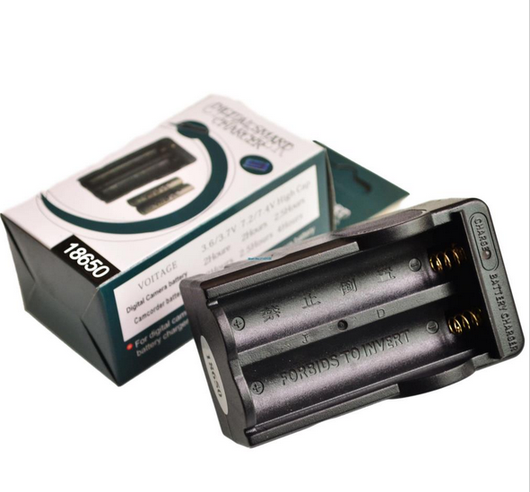 18650锂电池充电器 3.7V4.2V座充双槽充强光手电充电器