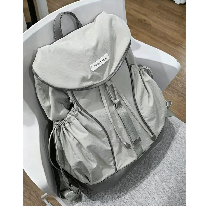 Lightweight Outdoor Travel Sports Bag Waterproof Commuter Backpack Large Capacity 15.6inch Computer Backpack Student School Bag