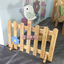 New high-end solid wood fence guardrail railings early education kindergarten children pine wooden wooden corner isolation fence