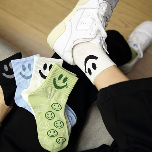 Ник носки, полные смайлика, короткие женские носки весной и летом, маленькие свежие и дикие носки для трендов корейские стандартные носки Tide