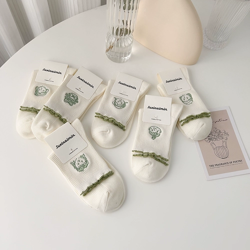 Ник носки зеленый деревянный дизайн вышивки белые женские весна и лето плавное плохое среднее среднее значение милый