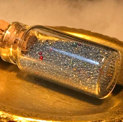 Sakyamuni Buddha X solid submount Tibetan shitta saffron every bottle of 2000 grams per bottle