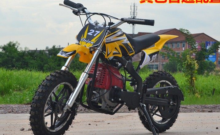 Plus Pure Petrol Mini small Apollo Four Punch Engines Off-road Cars Small Locomotive Cars Racing Cars Racing Cars