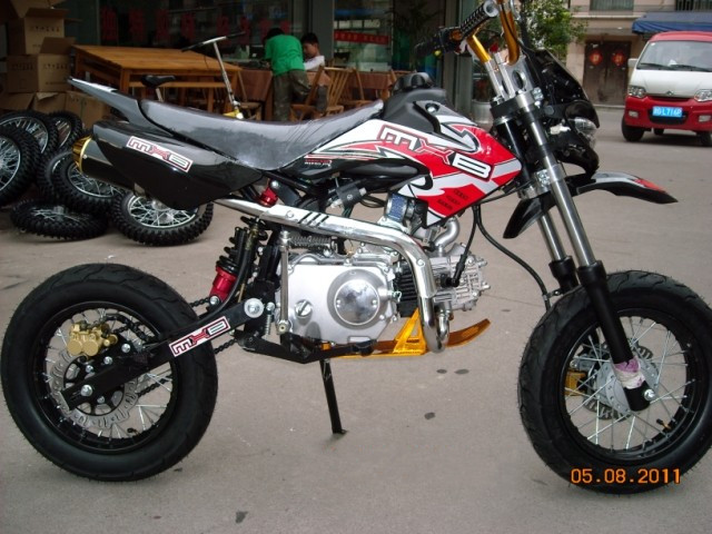 125CC quad-eyed ghost face light 12 inch road tire fly with big off-road car locomotive car racing car racing car racing car racing car racing car racing car racing bike