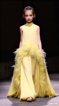 Girls' Dress, High-End Light Luxury, Niche, Yellow, Elegant, Fashionable, Runway Children's Piano Performance Costume, Long Style