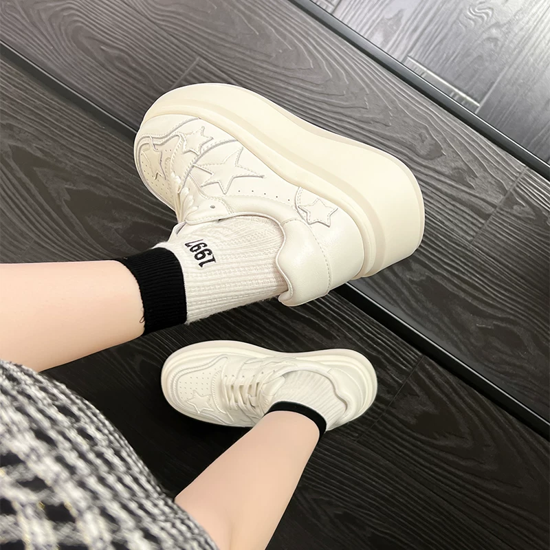 2023 new star white shoes for women Korean height-increasing platform thick-soled shoes spring and autumn genuine leather casual versatile sneakers