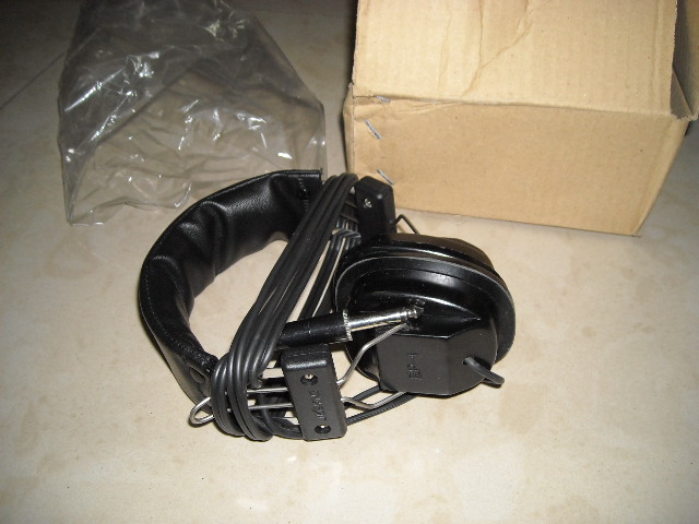High-end large headphones