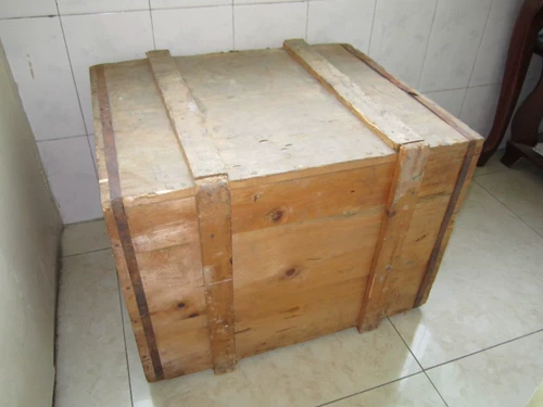 Совершенно новый ранний однострочный ушной шлем, оригинальная сумка, не производимая в Кайфенге 68 лет