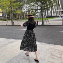 Rubbit chic2021 summer womens new niche design retro floral lace stitching big pendulum dress