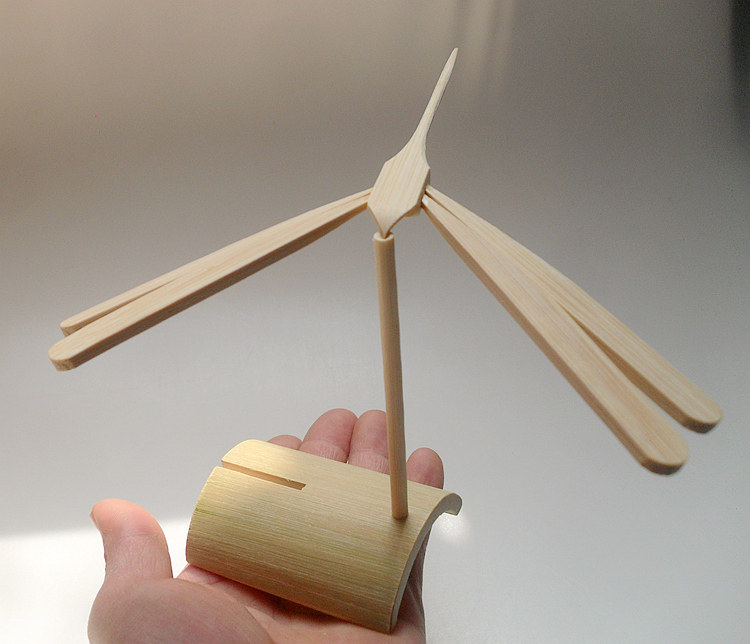 Post-80s nostalgic toys pull line bamboo dragonfly balance luminous hand rub double flying leaves Flying fairy push flying saucer children