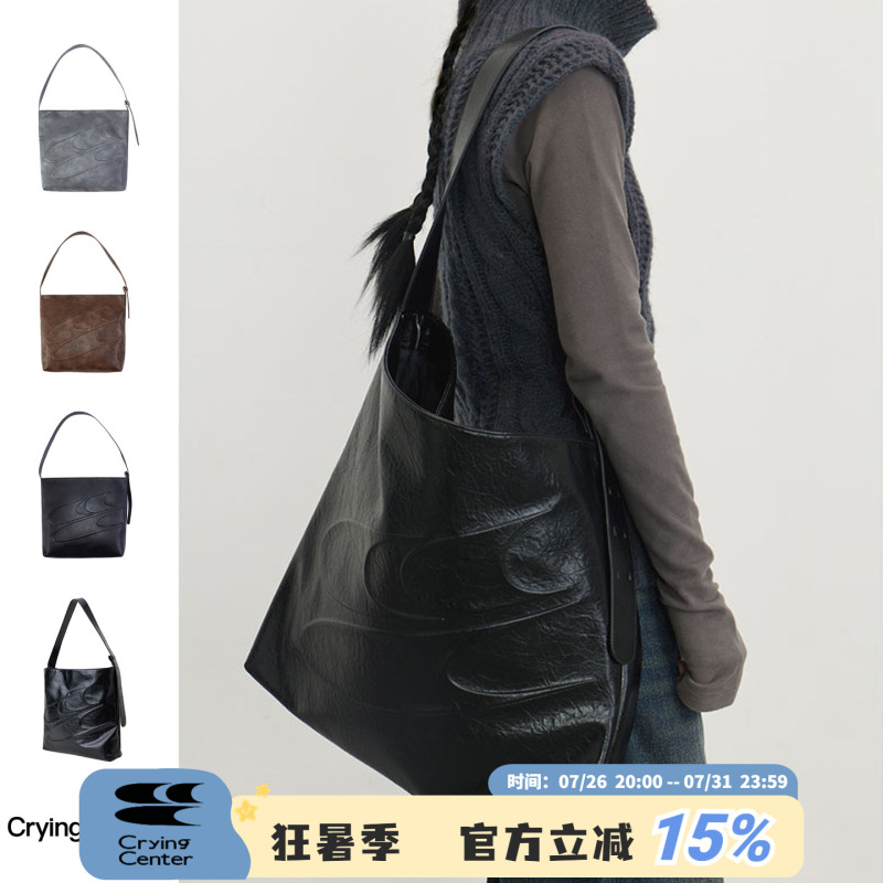 Cryingcenter Black Oil Wax Large Capacity Single Shoulder Crossbody Leather Bag Adjustable Tote Bag Crying Center Cryingcenter Black Oil Wax Large Capacity Single Shoulder Crossbody Leather Bag Adjustable Tote Bag Crying Center