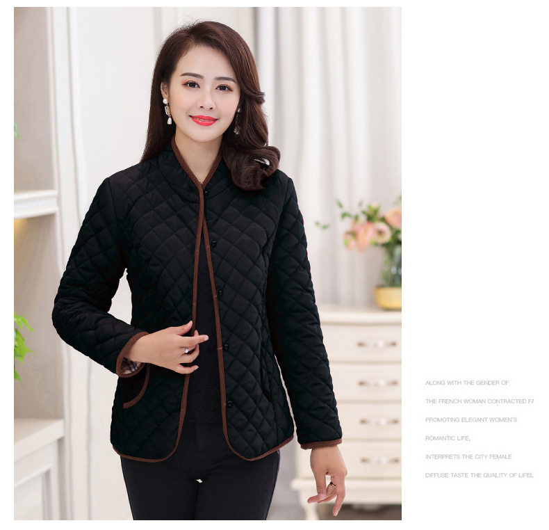 Phụ nữ trung niên và già mùa thu và mùa đông ngắn ngắn xuống cotton cotton áo khoác trung niên mẹ tải 40-60 áo khoác cotton cotton váy cho người trung tuổi