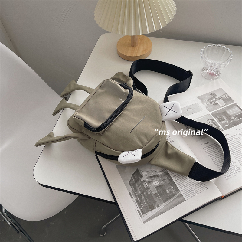 Day Ensemble Original Juku Wind Cute Tooling Cartoon Skew Satchel Girls South Korea Ins dark Black Wind Student fucked up Canvas Chest Bag