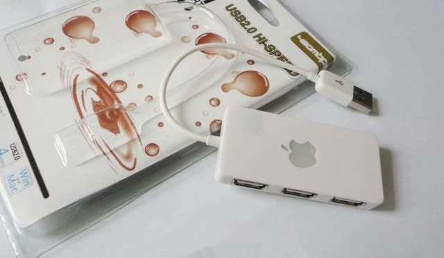 Bộ chia usb2.0 siêu mỏng một cho bốn máy tính xách tay usb mở rộng đa giao diện trung tâm tốc độ cao - USB Aaccessories quạt 12v mini