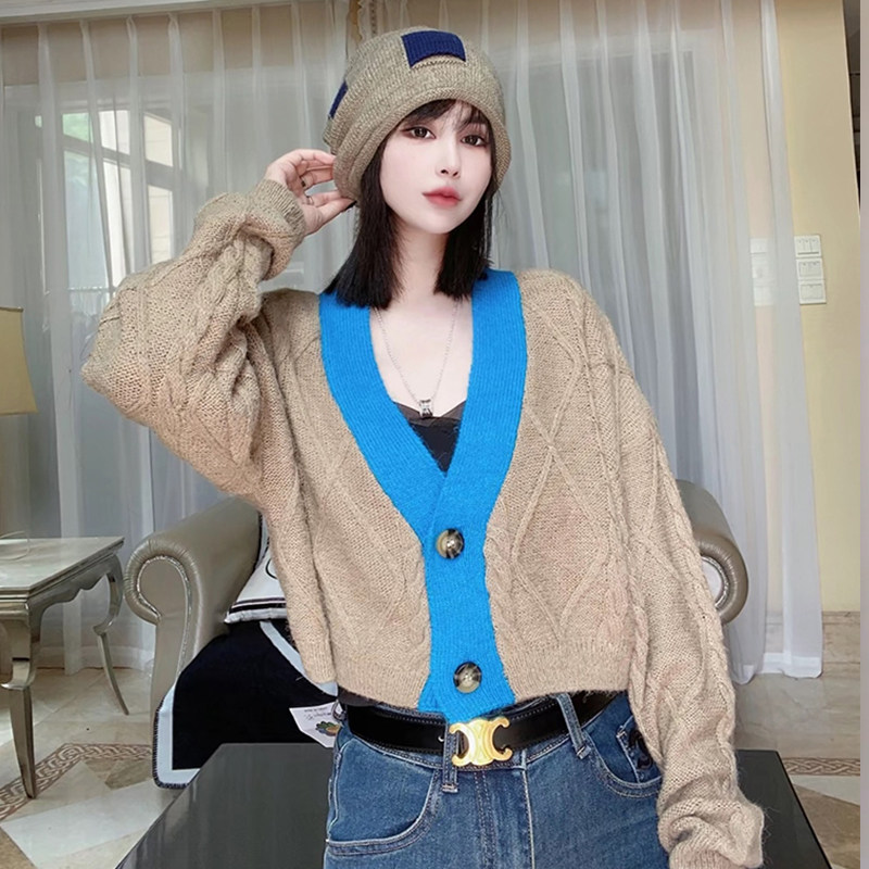 Ader Autumn New Color V-collar Short Vulcan Knitted Sweater Woman Soft glutinous long sleeve sweater