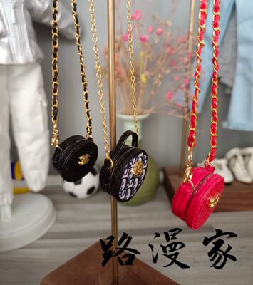 taobao agent 6 -point baby with a bag Keer Xiaobu Blythe Lijia see that the soldier FR Mengfan soldiers can use a mini round bag